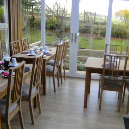 Wallace Lane Farm Westward