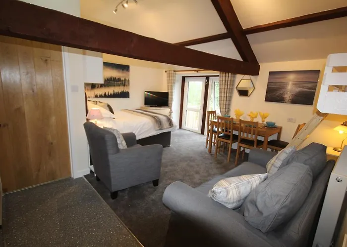 Wallace Lane Farm 4*